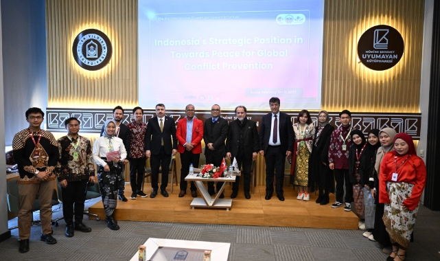 Yıldırım'da 3. Uluslararası Öğrenci Sempozyumu