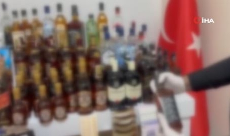 Zeytinburnu'nda depoya sahte alkol baskını! 155 şişe sahte alkol ele geçirildi