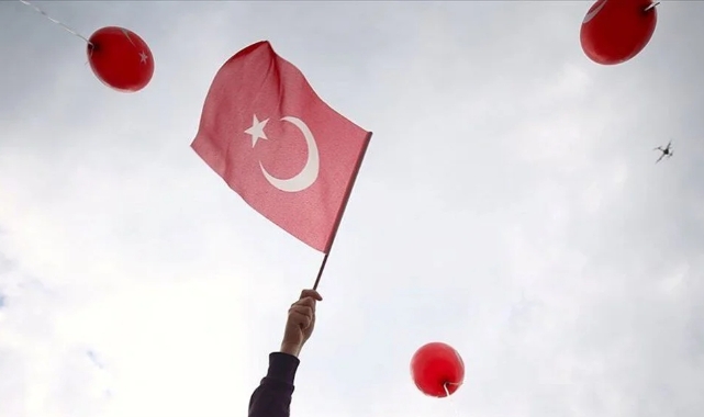 18 Mart resmi tatil mi, okullar yarım gün mü? 