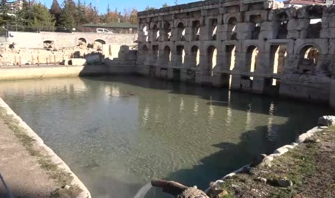 2 bin yıllık Roma Hamamı tarihi dokusuyla asırlara meydan okuyor