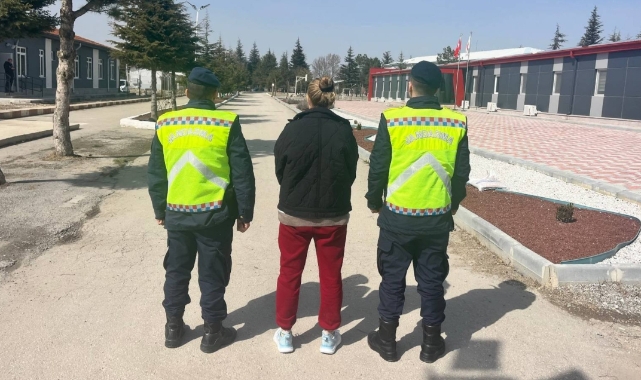 3 yıl hapis cezasıyla aranan şahıs yakalandı
