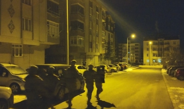 5 ilde siber dolandırıcılık operasyonu: 12 gözaltı
