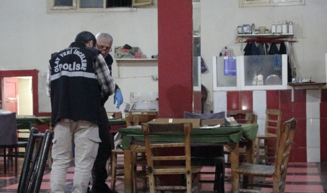 Adana'da 2 arkadaş kahvehanede okey masasında öldürüldü