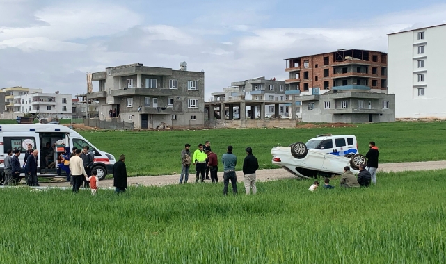 Adıyaman'da direğe çarpan otomobil takla attı: 4 yaralı