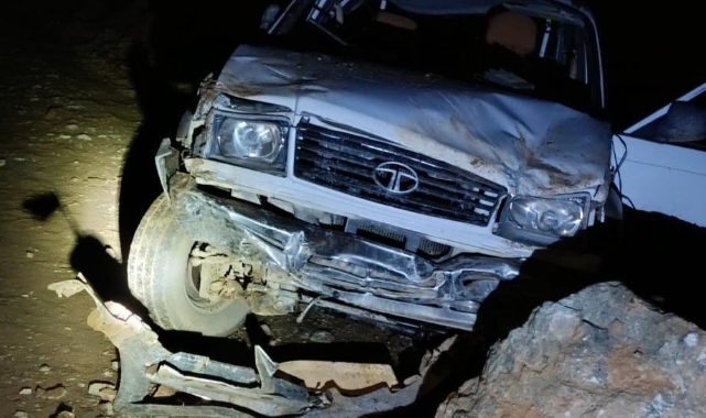 Adıyaman'da kamyonet uçuruma yuvarlandı: 1 ölü, 1 ağır yaralı