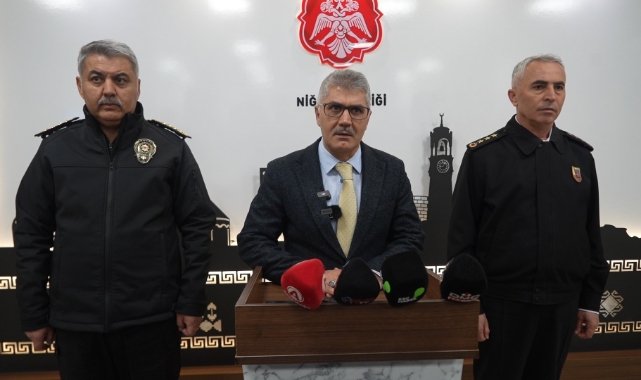 Aile içi kavga ihbarına giden polisler saldırıya uğradı