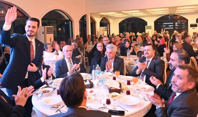 AK Parti Osmangazi teşkilatı aile iftarında buluştu