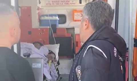 Amasya'da ambulanstan kaçak göçmen çıktı