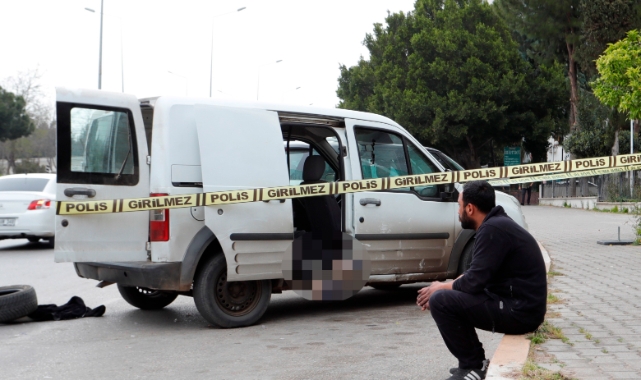 Antalya’da adliyeye birlikte geldiği arkadaşını 1 saat sonra araçta ölü buldu