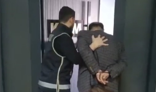 Aranan şahıslar yakalandı