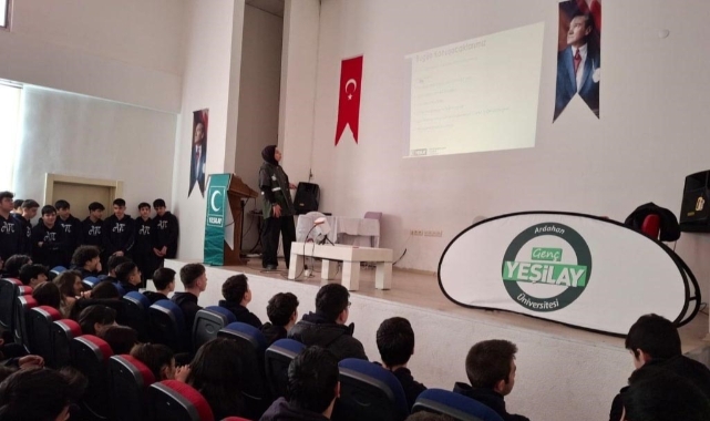 Ardahan'da öğrencilere bağımlılıkla mücadele eğitimi
