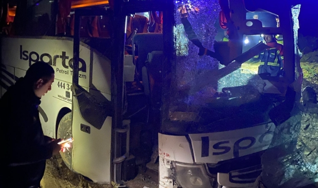 Aydın'da yolcu otobüsü kaza yaptı! 1 ölü 32 yaralı