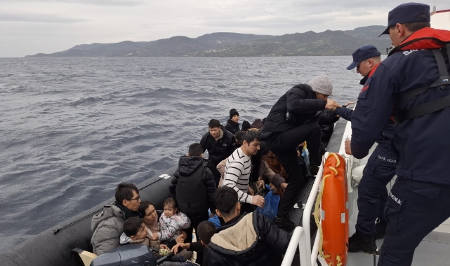 Ayvacık açıklarında 41 kaçak göçmen yakalandı