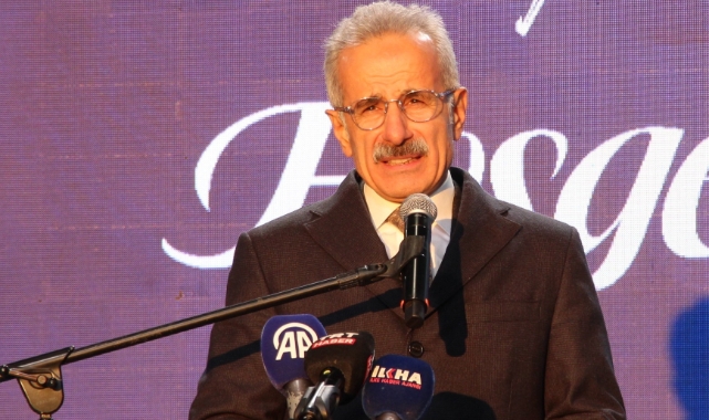 Bakan Uraloğlu: Hesabını vermek yerine ‘demokrasi elden gidiyor' diyorlar