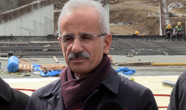 Bakan Uraloğlu: Pulathane Bulvarı'nın 8 kilometrelik kesimi bitirdik