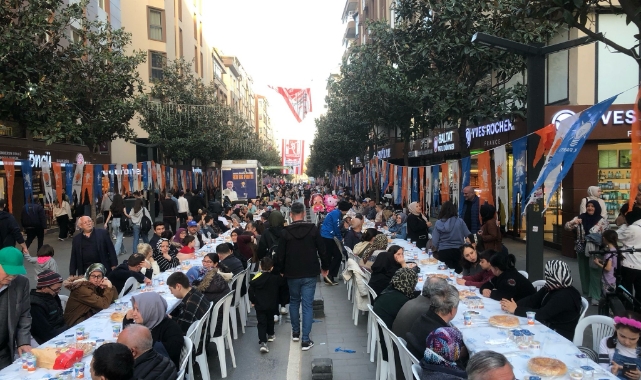 Balıkesir'de 9 bin kişilik iftar