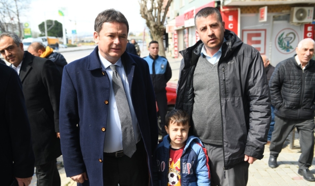 Başkan Aydın ilçeyi mahalle mahalle geziyor