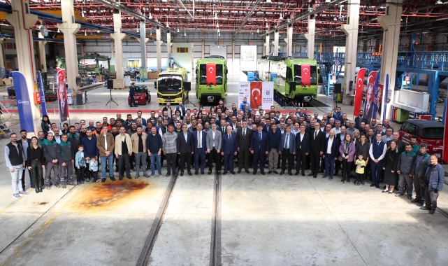 Başkan Bozbey'den bayramda çalışan ekiplere ziyaret