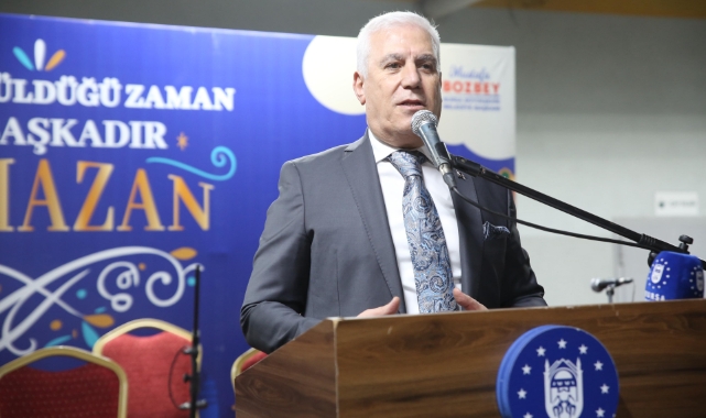 Başkan Bozbey duyurdu! Yunuseli Mahallesi'ne halı saha geliyor