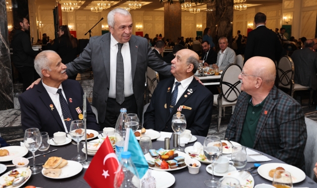 Başkan Şadi Özdemir şehit aileleri ve gaziler ile iftarda buluştu