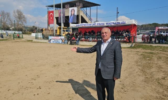 Başkan Yıldırımkaya'dan sezonun son deve güreşine davet