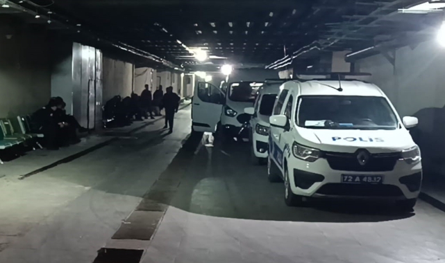 Batman'da kavga edenleri ayırmak isteyen genç canından oldu