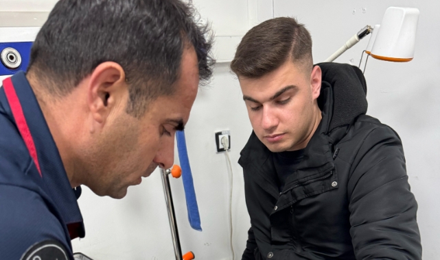 Batman'da parmağa sıkışan yüzüğü itfaiye erleri çıkarttı