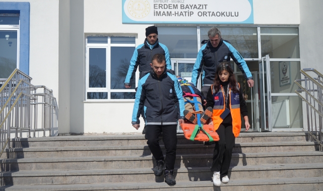 Bayburt'ta eksi 15 derecede deprem ve yangın tatbikatı