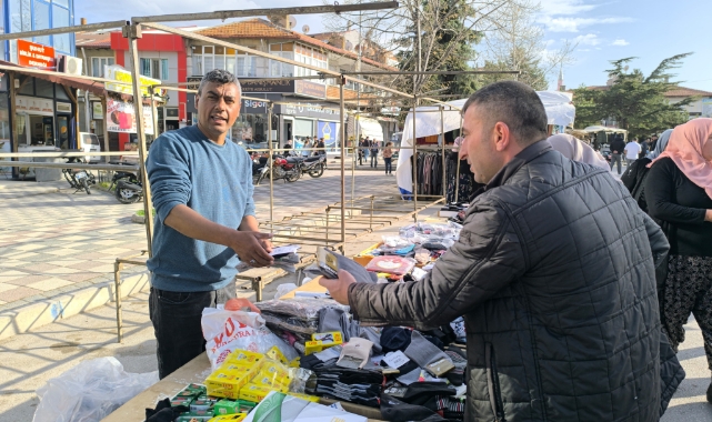 Bayram yoğunluğu esnafın yüzünü güldürdü