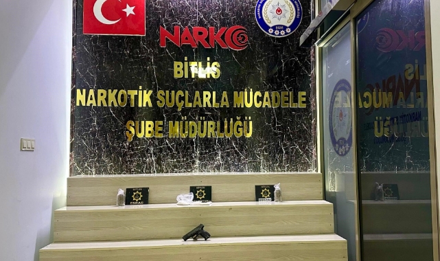 Bitlis’te uyuşturucu satıcılarına şafak operasyonu
