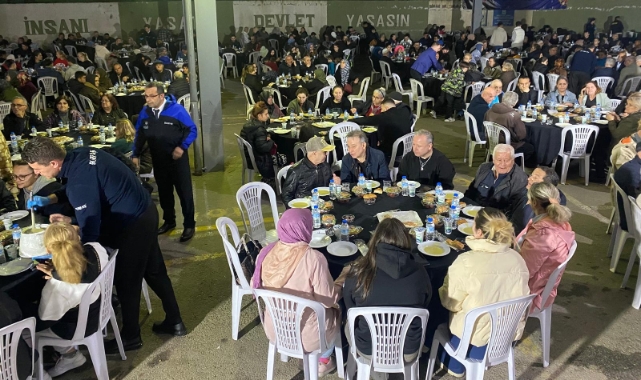 Bursa Büyükşehir Belediyesi Yıldırım’da iftar programı düzenledi