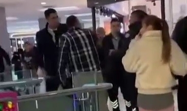 Bursa'da alışveriş merkezinde tartışma!