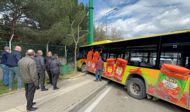 Bursa'da freni patlayan belediye otobüsünde dehşet! 11 yaralı