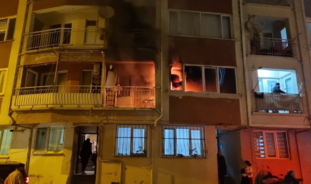 Bursa'da korkutan yangın! 5 kişi dumandan etkilendi