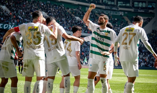 Bursaspor puan farkını tekrar açtı