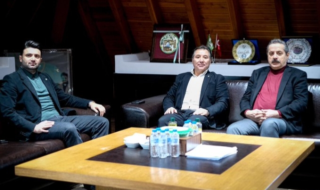 Bursaspor'un eski başkanı alacaklarından vazgeçti