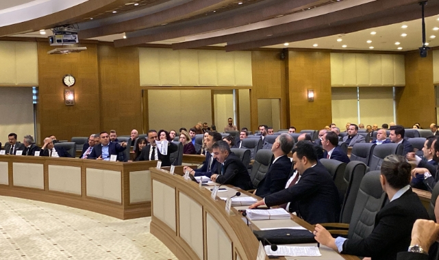 Bursa Büyükşehir Meclisi'nde gerilim yine tırmandı!
