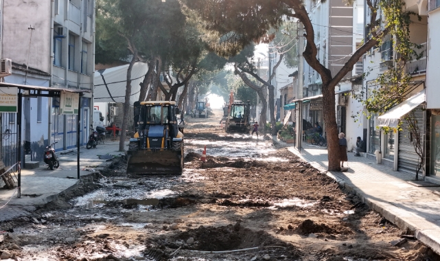 Büyükşehir, Sultanhisar'da yol çalışmalarını sürdürüyor