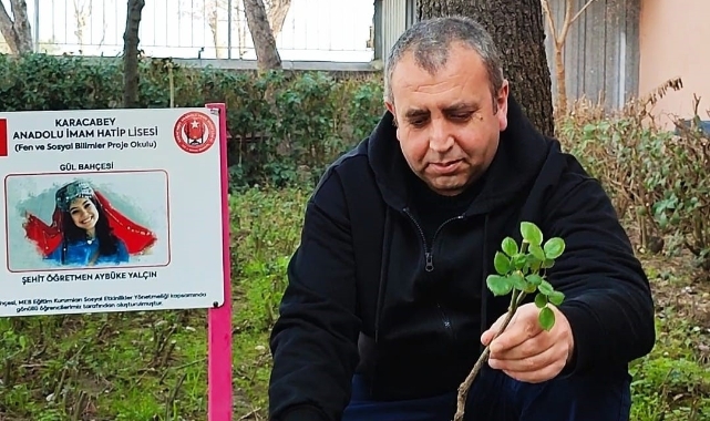 Çanakkale Zaferi ve Şehitler haftasında gül fidanları toprakla buluştu