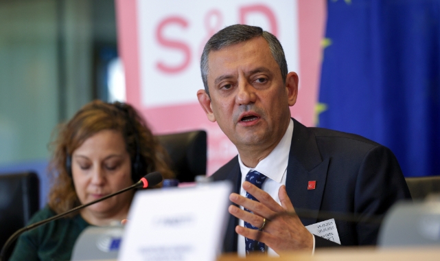 CHP lideri Özel Avrupa Parlamentosu'nda konuştu