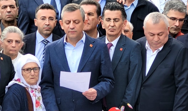 CHP lideri Özel imza kampanyasını başlattı