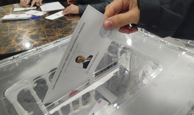 CHP ön seçim için sandık başında!