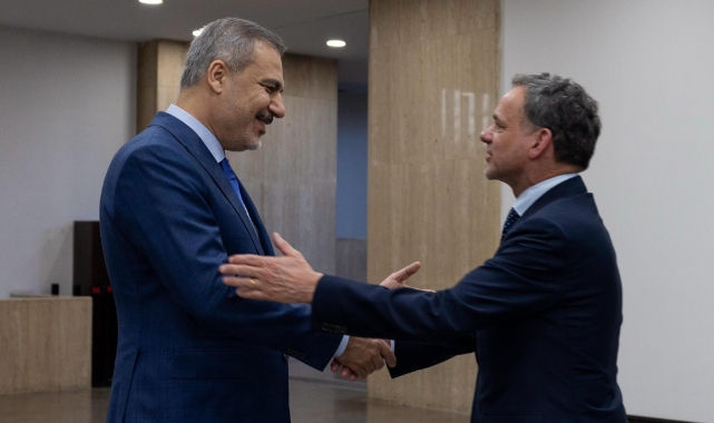 Dışişleri Bakanı Fidan Hollandalı mevkidaşı Veldkamp ile bir araya geldi