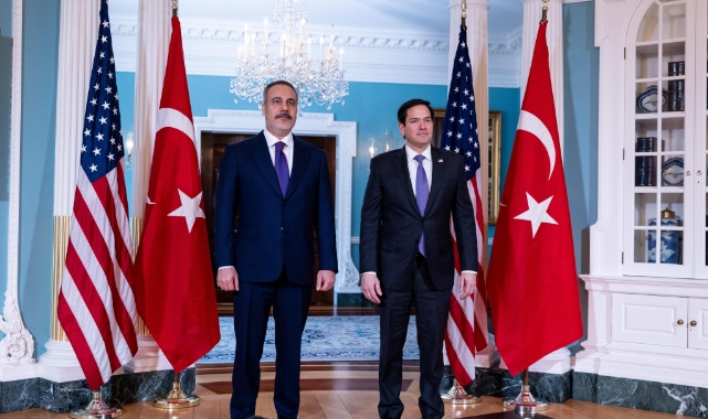 Dışişleri Bakanı Hakan Fidan ABD'li mevkidaşı Rubio ile bir araya geldi