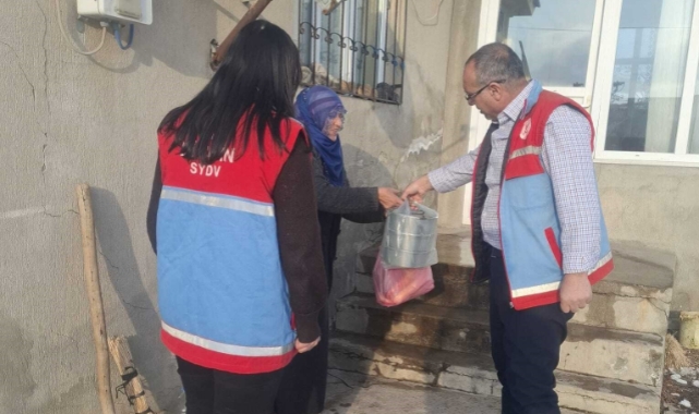 Diyadin'de iftar sofraları kapıya teslim ediliyor