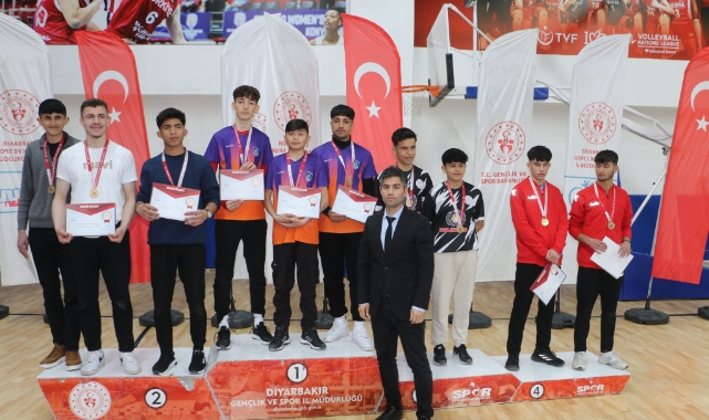 Diyarbakır'da ‘Floor Curling' turnuvasının finali yapıldı