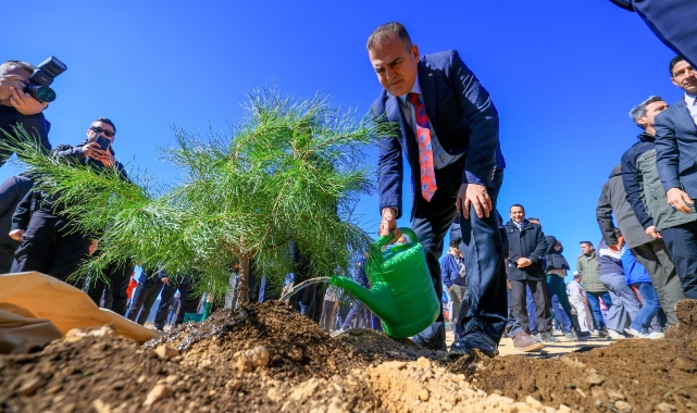 Dünya Ormancılık Günü’nde fidanlar toprak ile buluştu