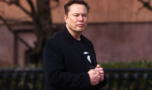 Elon Musk'tan Polonya Dışişleri Bakanı Sikorski'ye: "Sessiz ol, küçük adam"
