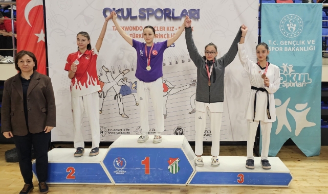 Erzincanlı sporcular güreşte ikinci taekwondoda üçüncü oldu