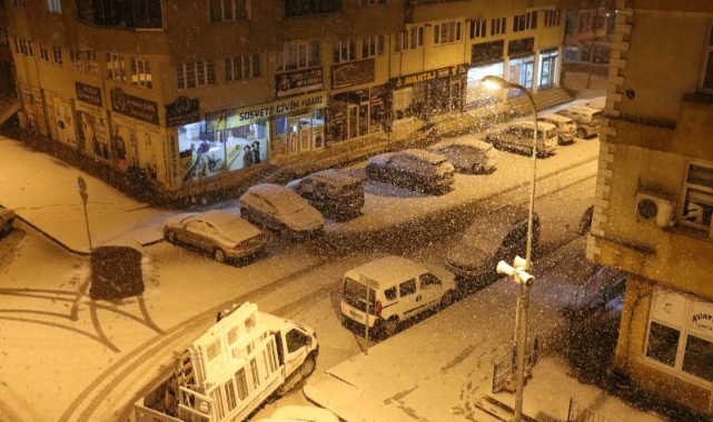 Erzurum’da bir günde iki mevsim
